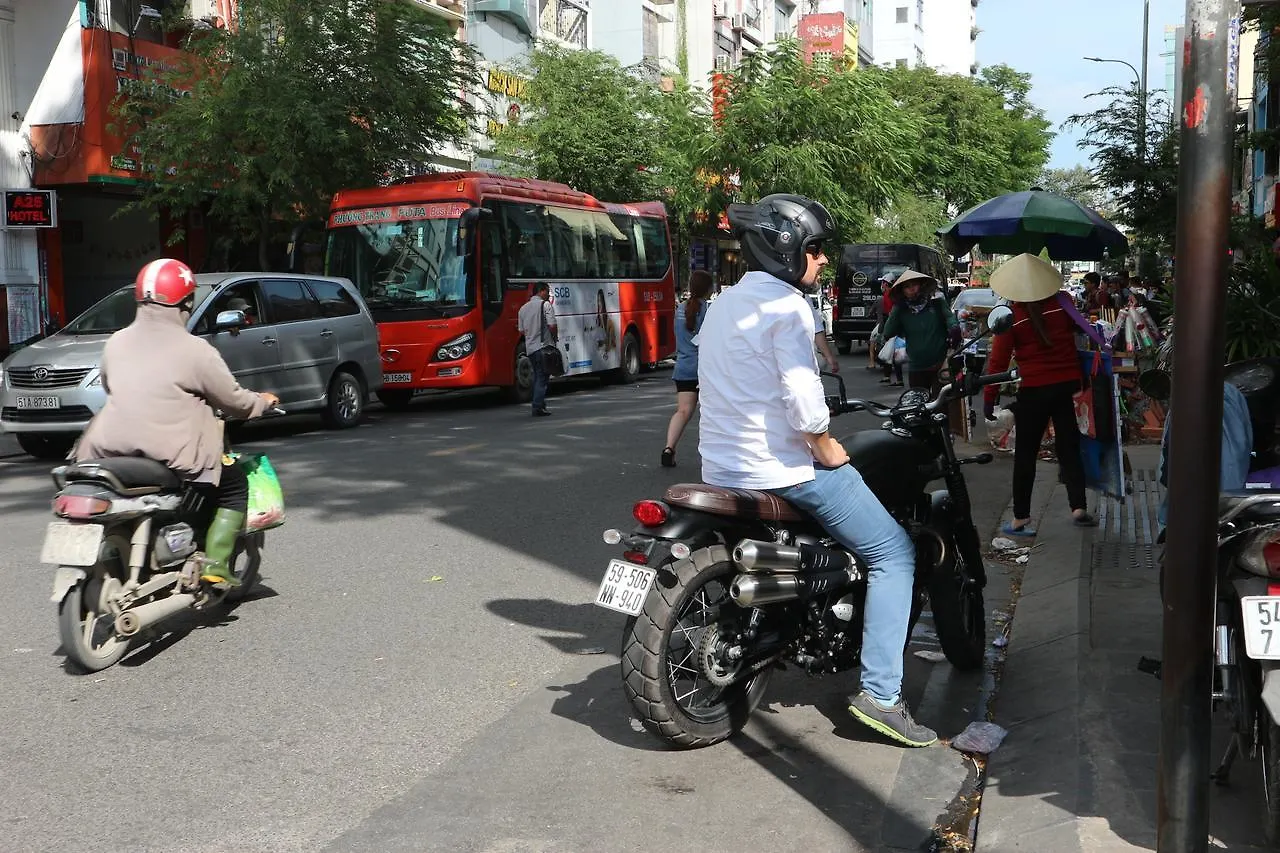 Long Hostel Ho Chi Minh City 0*,  Vietnam